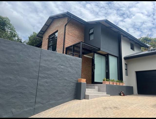 4 BEDROOM HOUSE FOR SALE IN LYNNWOOD